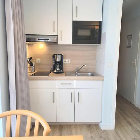 Apartment Perfekt Fuer Zwei Moderne Mit Balkon In