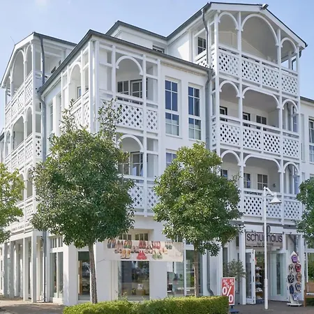 Perfekt Fuer Zwei Moderne Mit Balkon In Sellin (Rugen)